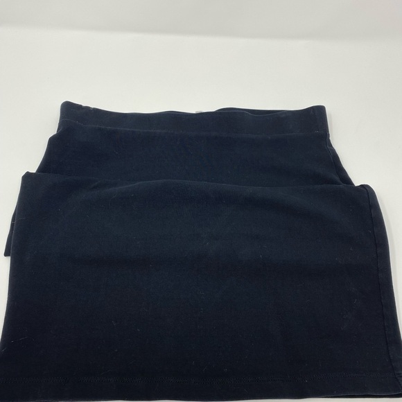 Women's Black Stretch Pencil Skirt - Picture 5 of 5